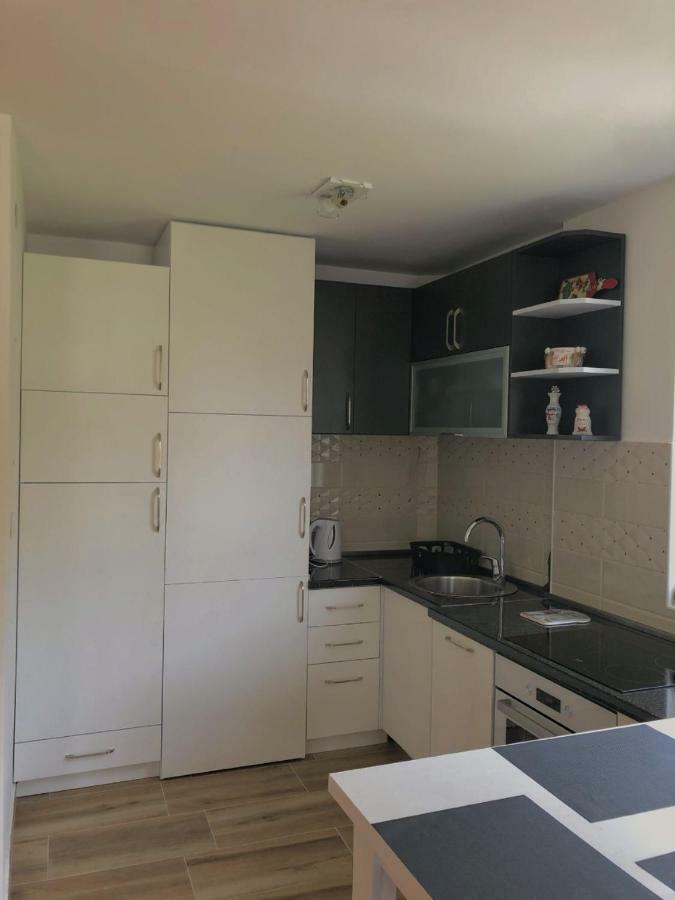 Vila Jovana Сутоморе Экстерьер фото
